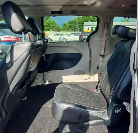 2018 CHRYSLER PACIFICA LIMITED  