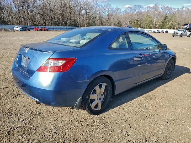 2011 HONDA CIVIC LX  