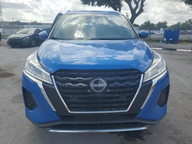 2023 NISSAN KICKS SV  