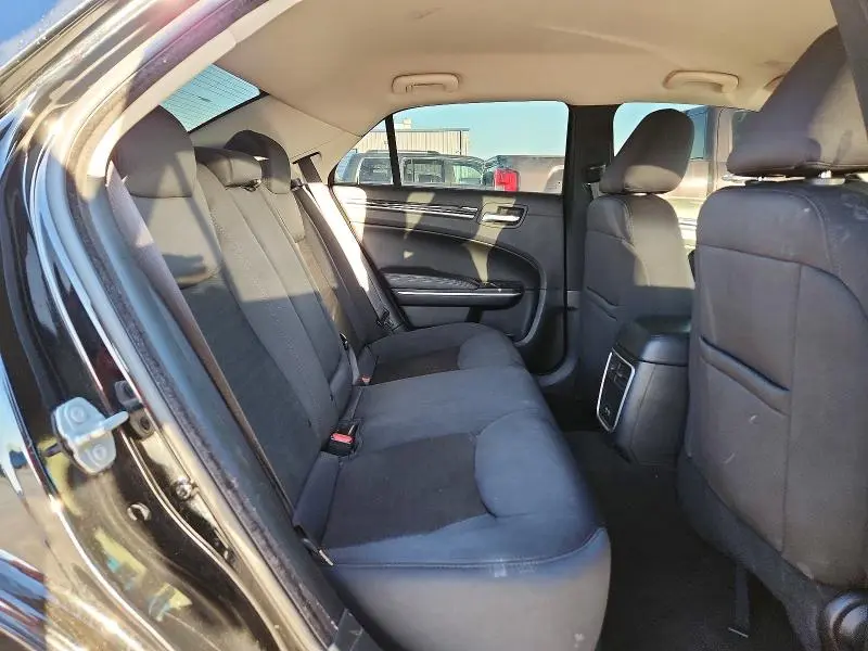 2023 CHRYSLER 300 TOURING  