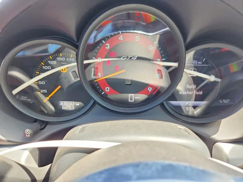 2016 PORSCHE CAYMAN GT4  