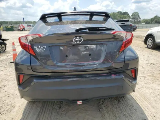 2021 TOYOTA C-HR XLE  