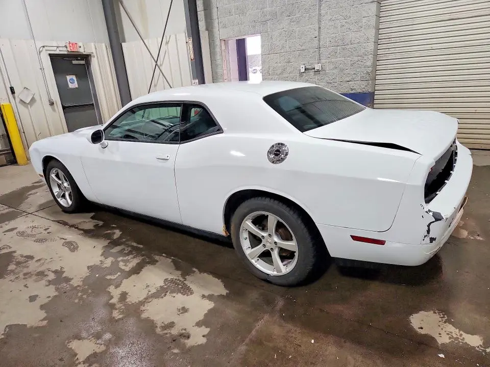 2013 DODGE CHALLENGER SXT  