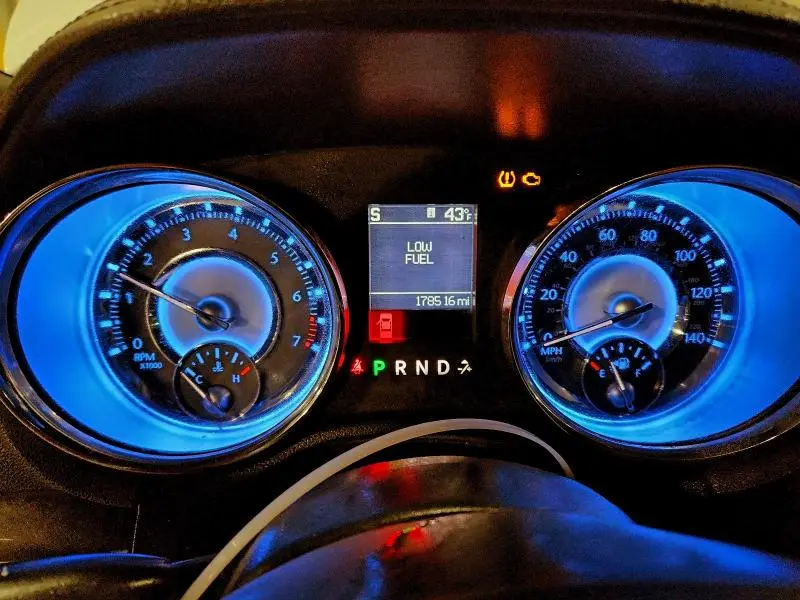 2011 CHRYSLER 300 LIMITED  