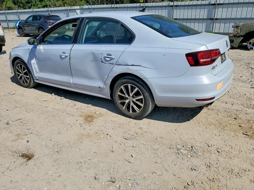 2017 VOLKSWAGEN JETTA SE  