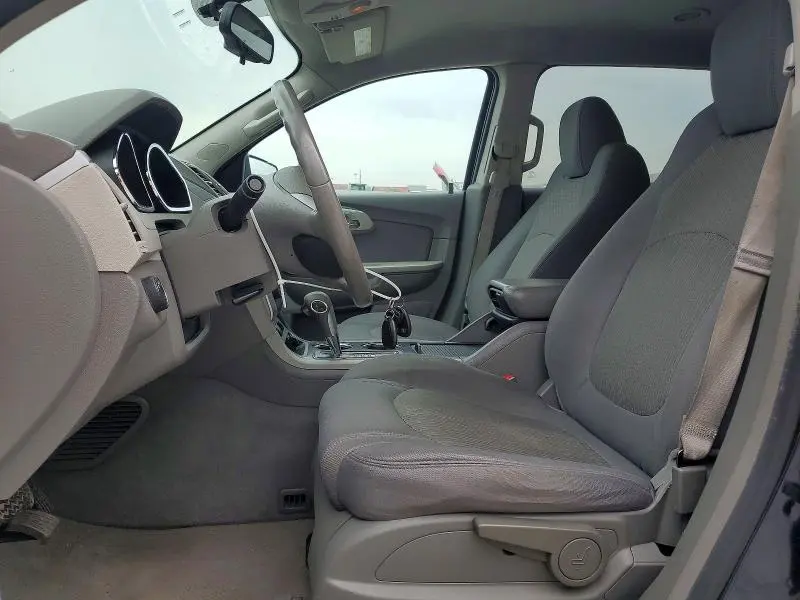 2012 CHEVROLET TRAVERSE LS  
