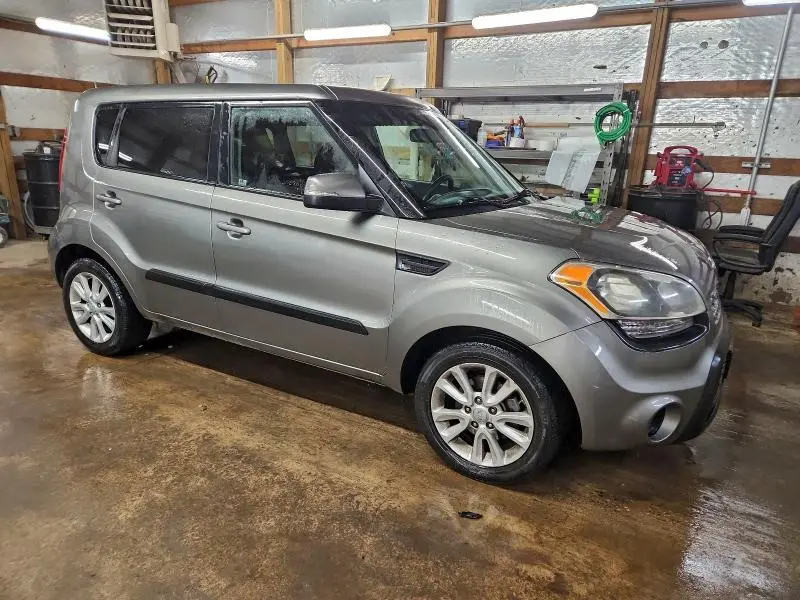 2012 KIA SOUL +  