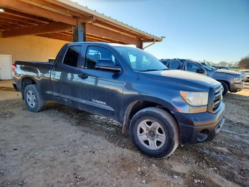 2011 TOYOTA TUNDRA DOUBLE CAB SR5  