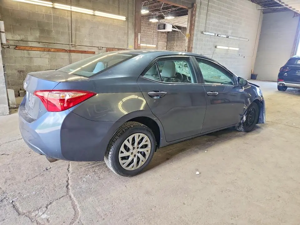 2017 TOYOTA COROLLA LE  