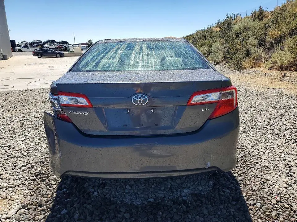 2013 TOYOTA CAMRY LE  