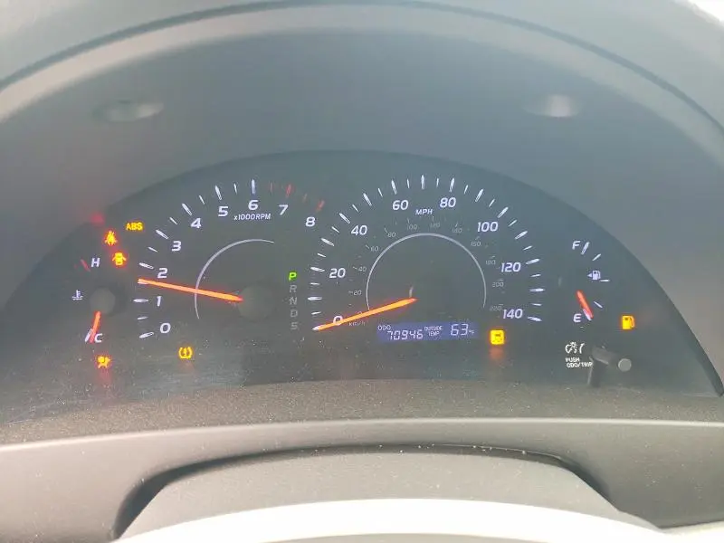 2011 TOYOTA CAMRY BASE  