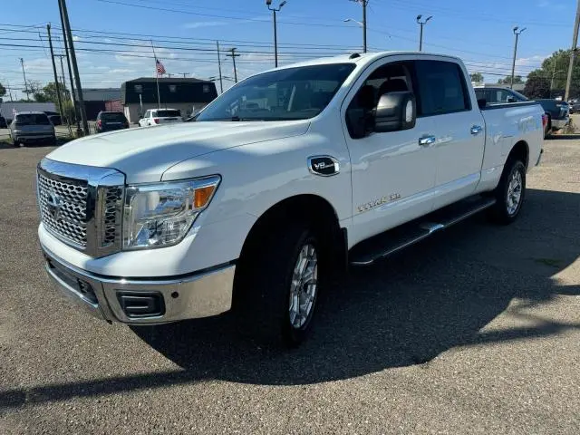 2020 NISSAN TITAN XD SV  