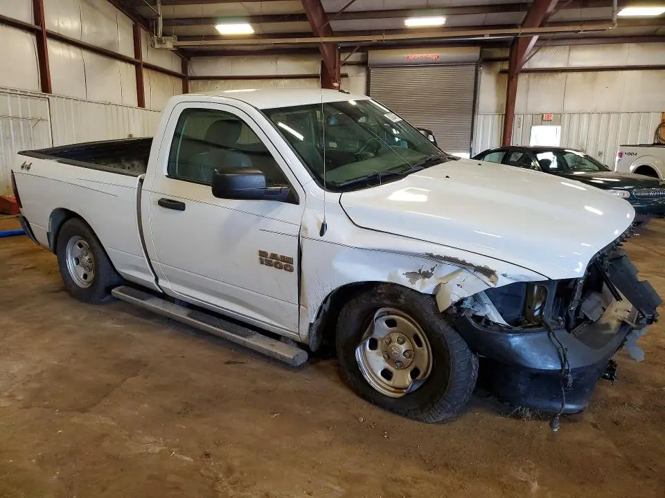 2016 RAM 1500 ST  