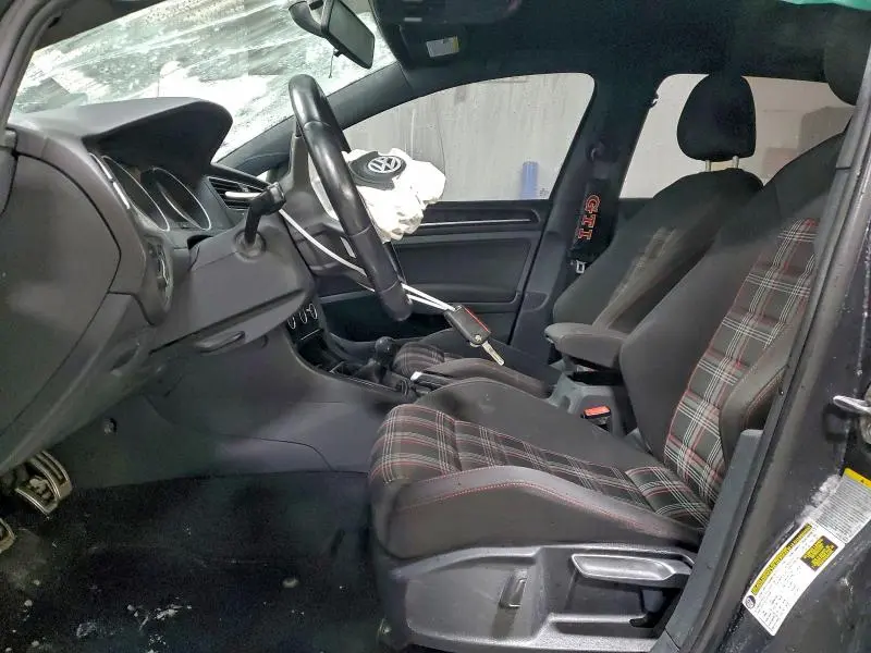 2016 VOLKSWAGEN GTI S/SE  