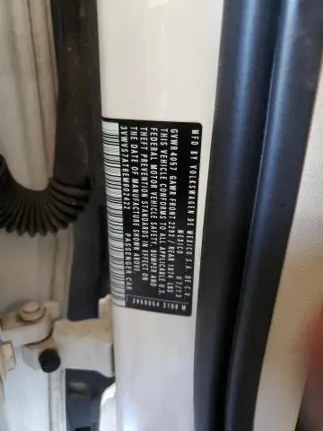 2014 VOLKSWAGEN BEETLE TURBO  