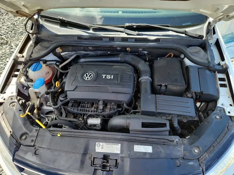 2017 VOLKSWAGEN JETTA SPORT  