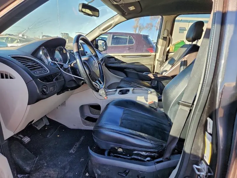 2017 DODGE GRAND CARAVAN SXT  