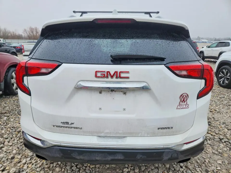 2018 GMC TERRAIN SLT  