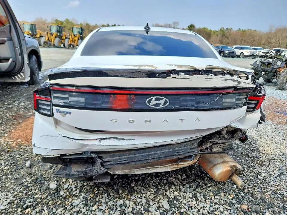 2024 HYUNDAI SONATA SEL  