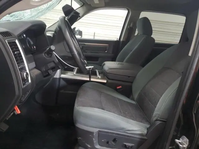 2015 RAM 1500 SLT  