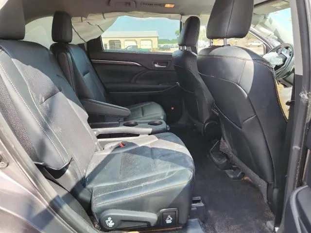 2015 TOYOTA HIGHLANDER LIMITED  