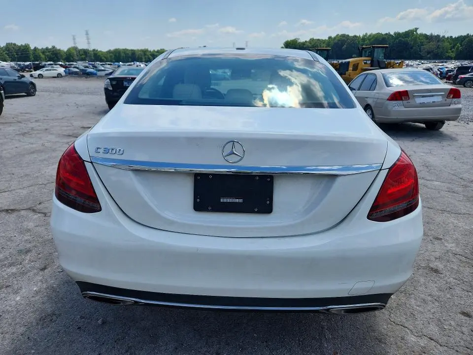 2019 MERCEDES-BENZ C 300  
