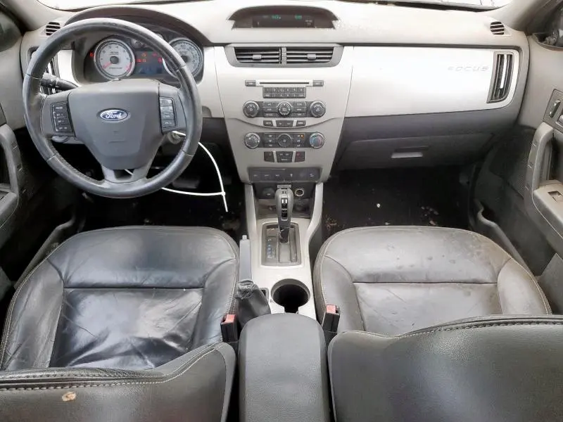 2010 FORD FOCUS SES  