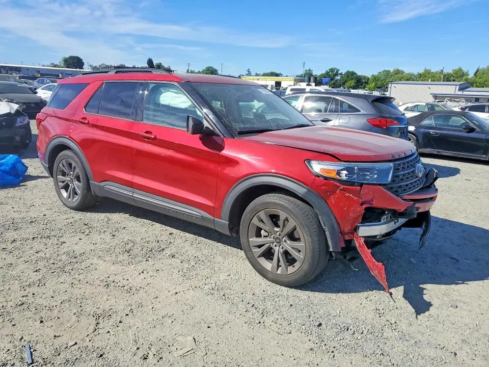 2021 FORD EXPLORER XLT  