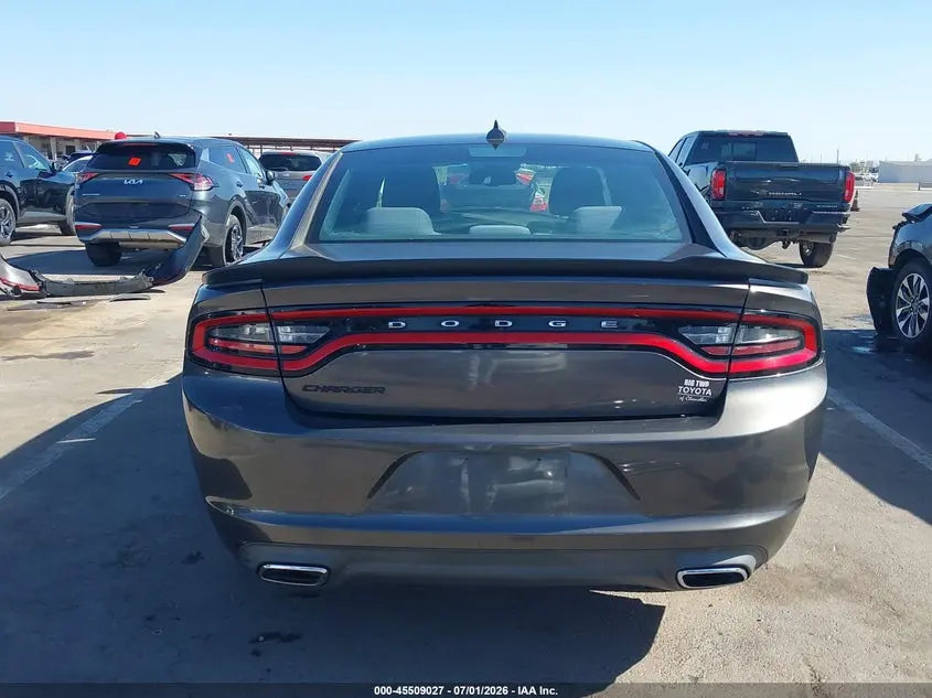2017 DODGE CHARGER SXT RWD