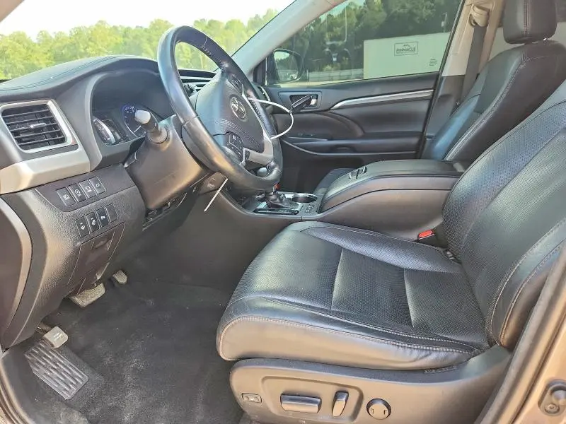 2018 TOYOTA HIGHLANDER LIMITED PLATINUM  