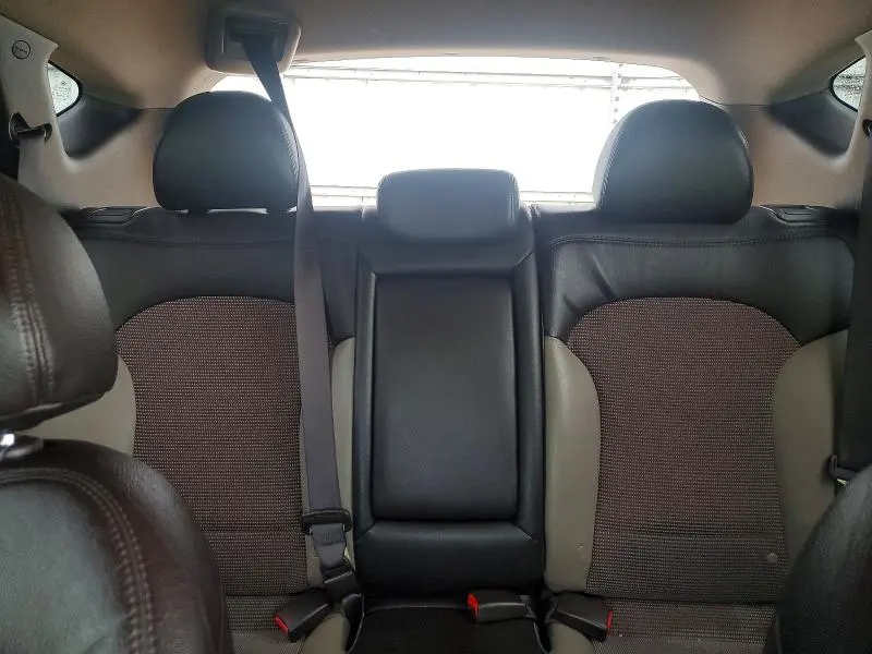2013 HYUNDAI TUCSON GLS  