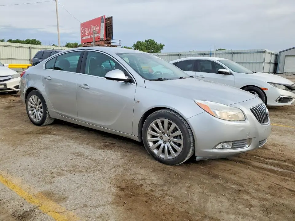 2011 BUICK REGAL CXL  