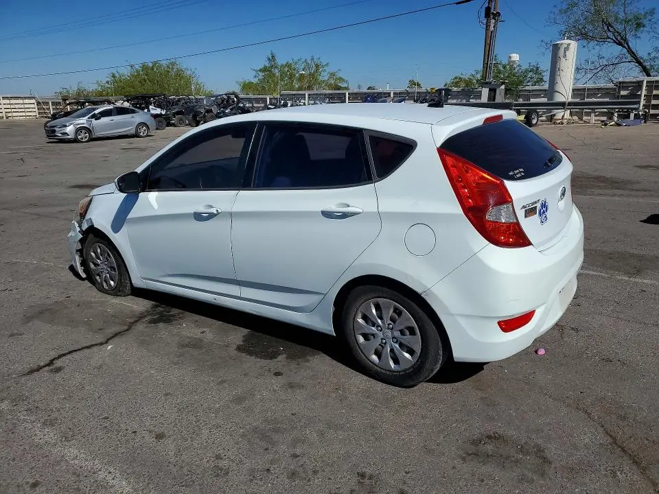 2015 HYUNDAI ACCENT GS  