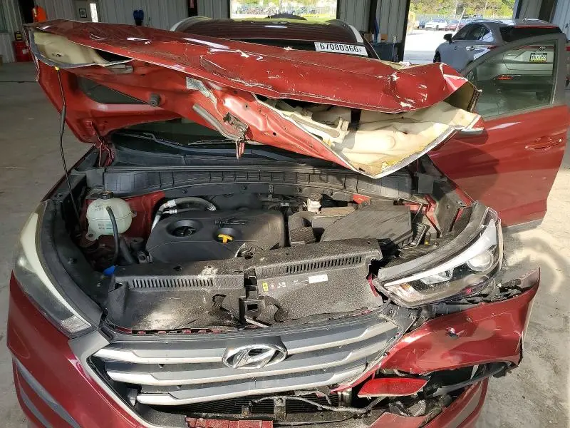 2017 HYUNDAI TUCSON SE PLUS  