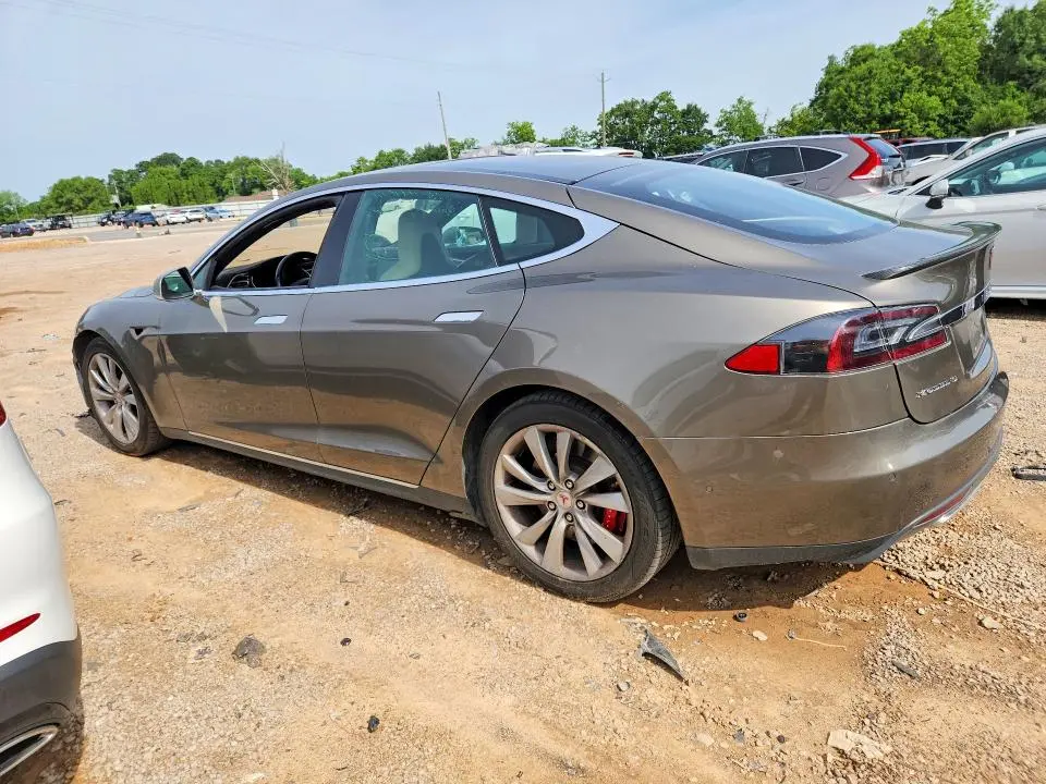 2015 TESLA MODEL S P85D  
