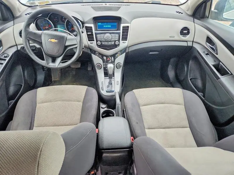 2012 CHEVROLET CRUZE LS  
