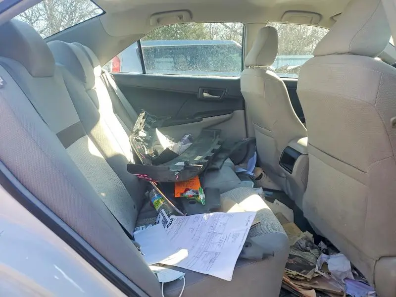 2012 TOYOTA CAMRY LE  