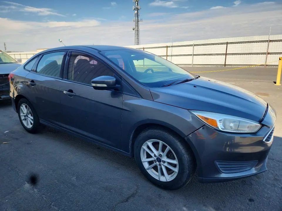 2016 FORD FOCUS SE  