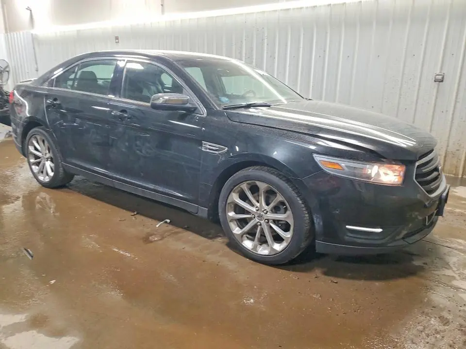 2013 FORD TAURUS LIMITED  