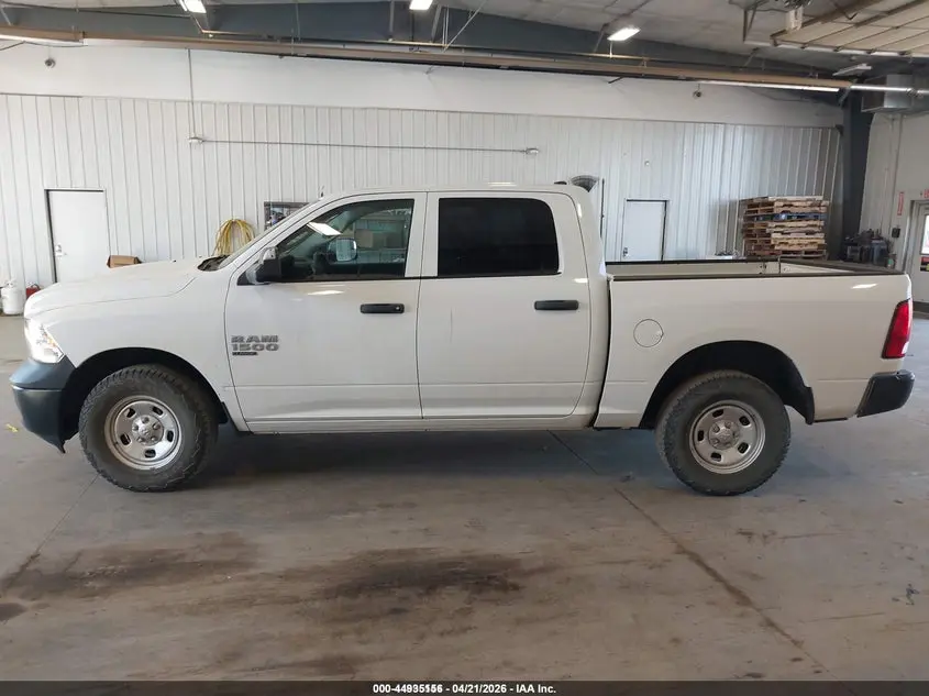 2019 RAM 1500 CLASSIC TRADESMAN  4X4 5'7 BOX