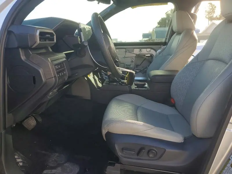 2025 TOYOTA TACOMA DOUBLE CAB  