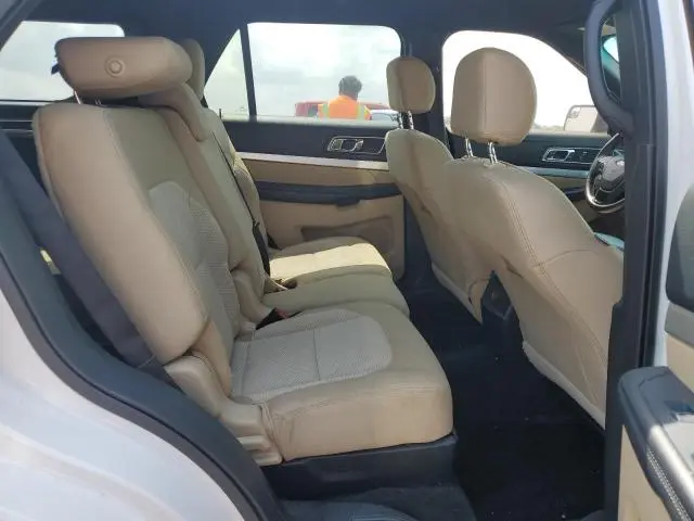 2016 FORD EXPLORER XLT  
