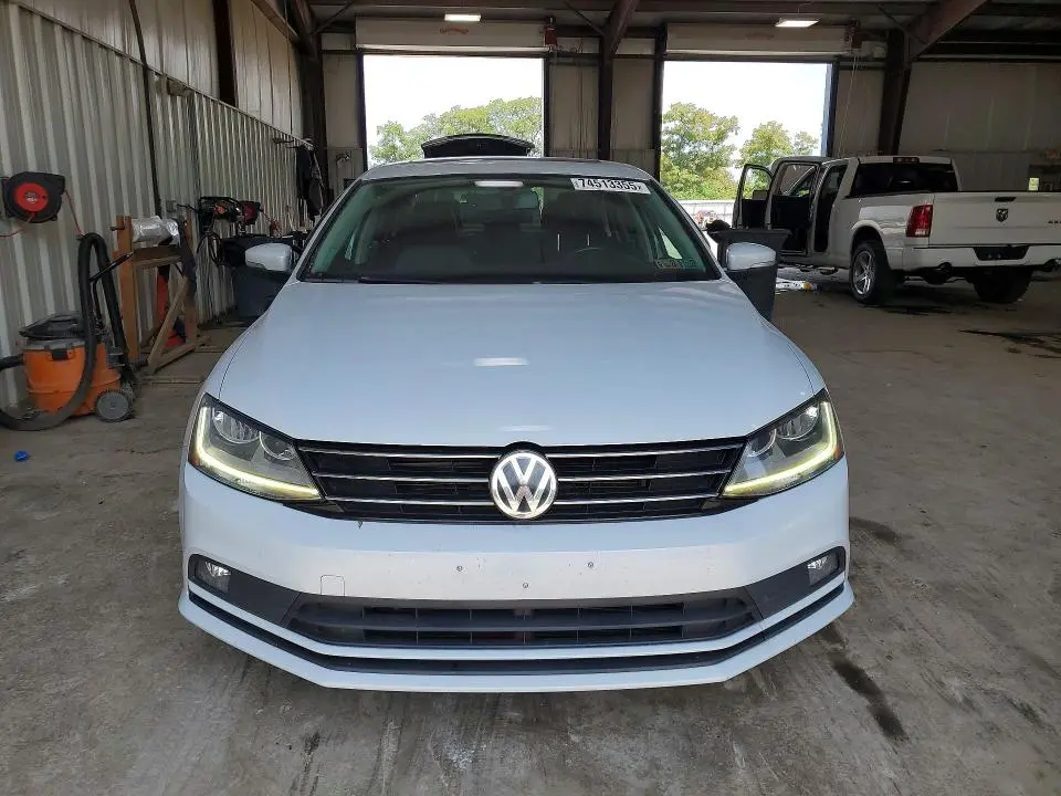 2017 VOLKSWAGEN JETTA SEL  