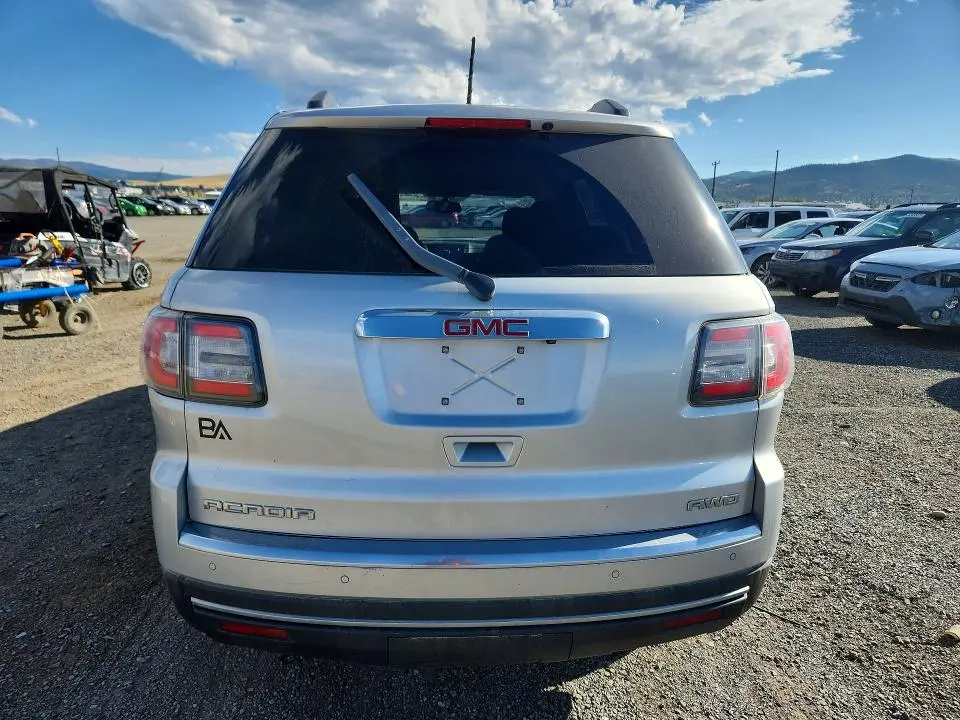 2015 GMC ACADIA SLE  