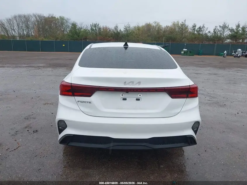 2022 KIA FORTE LXS