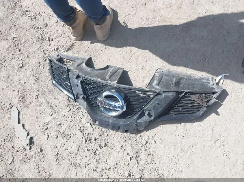 2016 NISSAN ROGUE SL