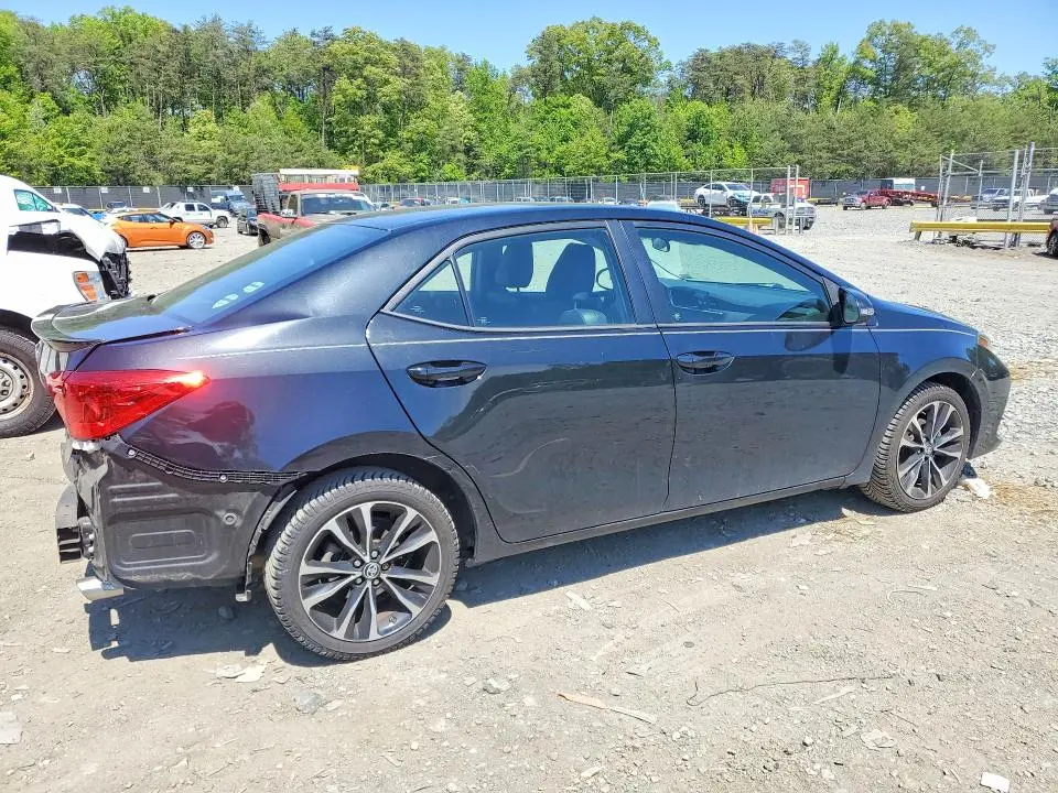 2017 TOYOTA COROLLA SE  