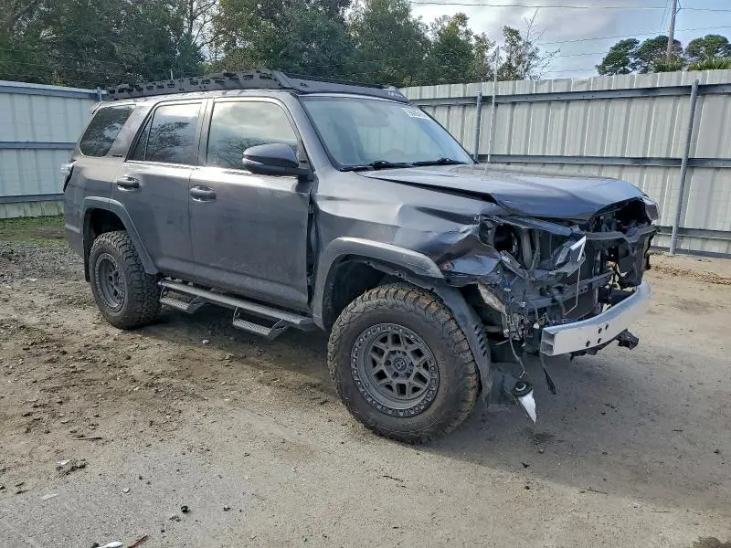 2014 TOYOTA 4RUNNER SR5  