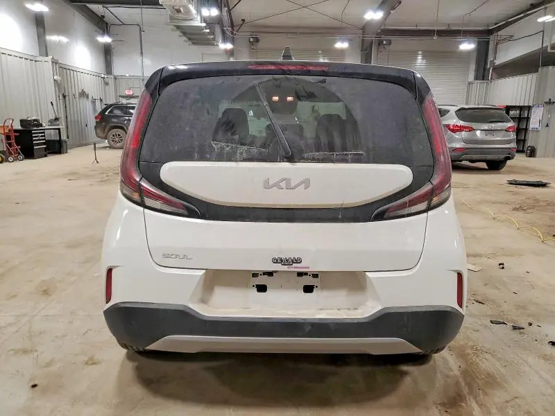 2025 KIA SOUL LX  