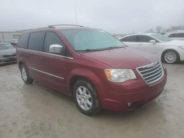 2010 CHRYSLER TOWN & COUNTRY TOURING PLUS  